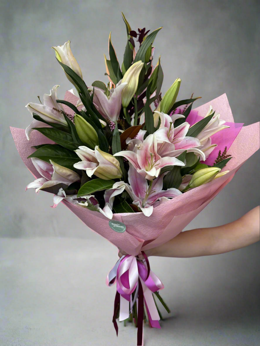 Oriental Lilies En Masse | Pink Bouquet