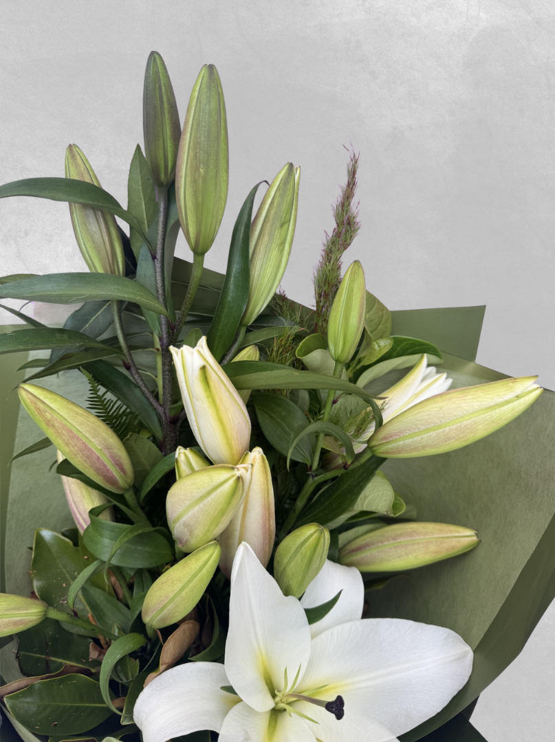 Oriental Lilies En Masse | White Bouquet